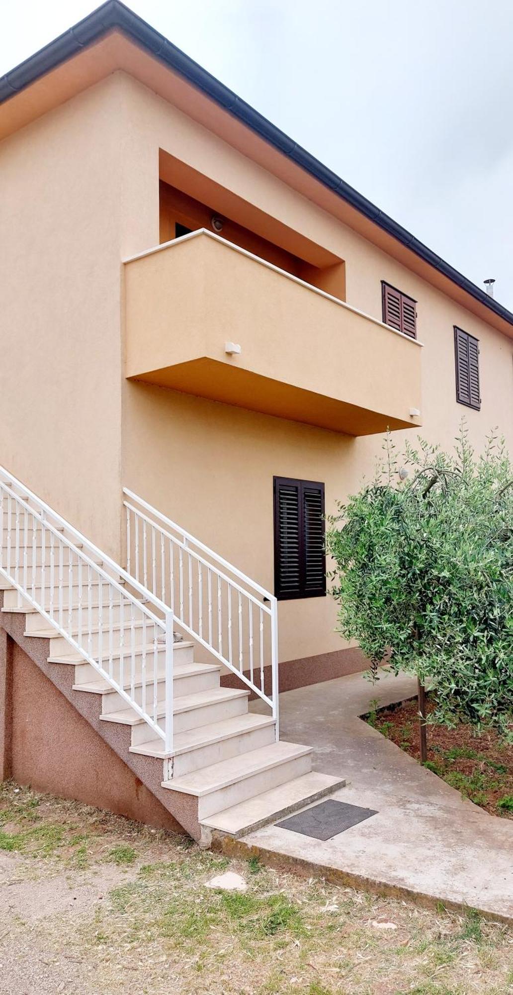 ילסה Apartments Nela מראה חיצוני תמונה